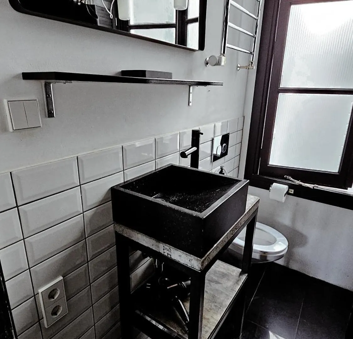 The Black Beauty Private Studio With Canal View From 1799 Amsterdam