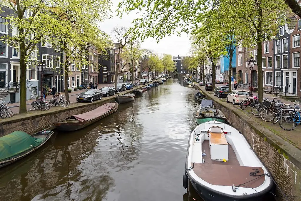 The Black Beauty Private Studio With Canal View From 1799 Amsterdam